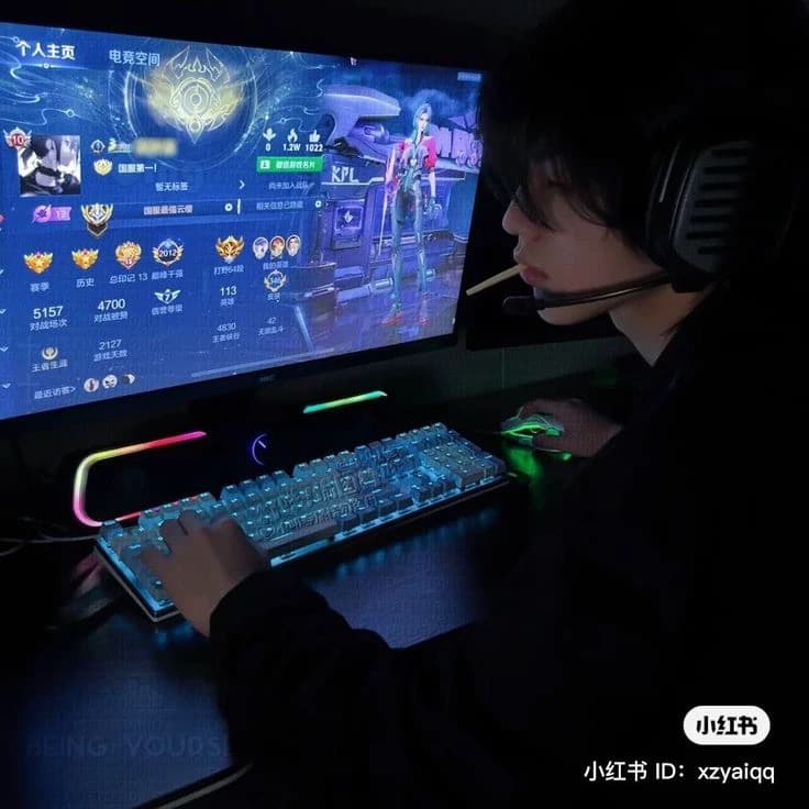 Gamer Boyfriend  thumbnail