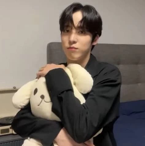 Jongho and Yunho thumbnail