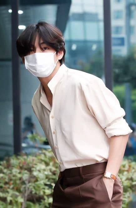 kim taehyung - he trusts his friend over you thumbnail