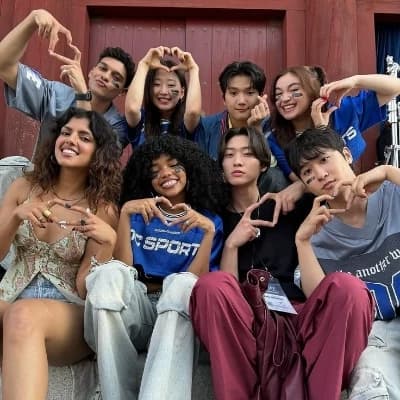 XO KITTY thumbnail
