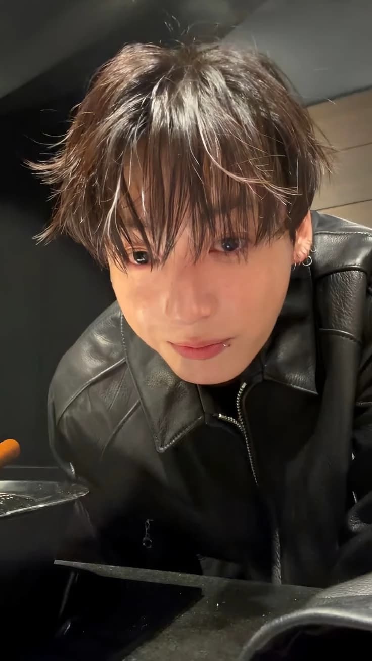 Jungkook thumbnail