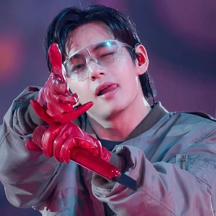 Badboy Taehyung.✨️ thumbnail