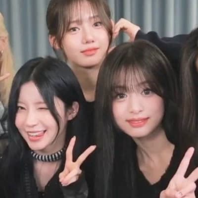 Scream, Scream, Scream

, T thumbnail