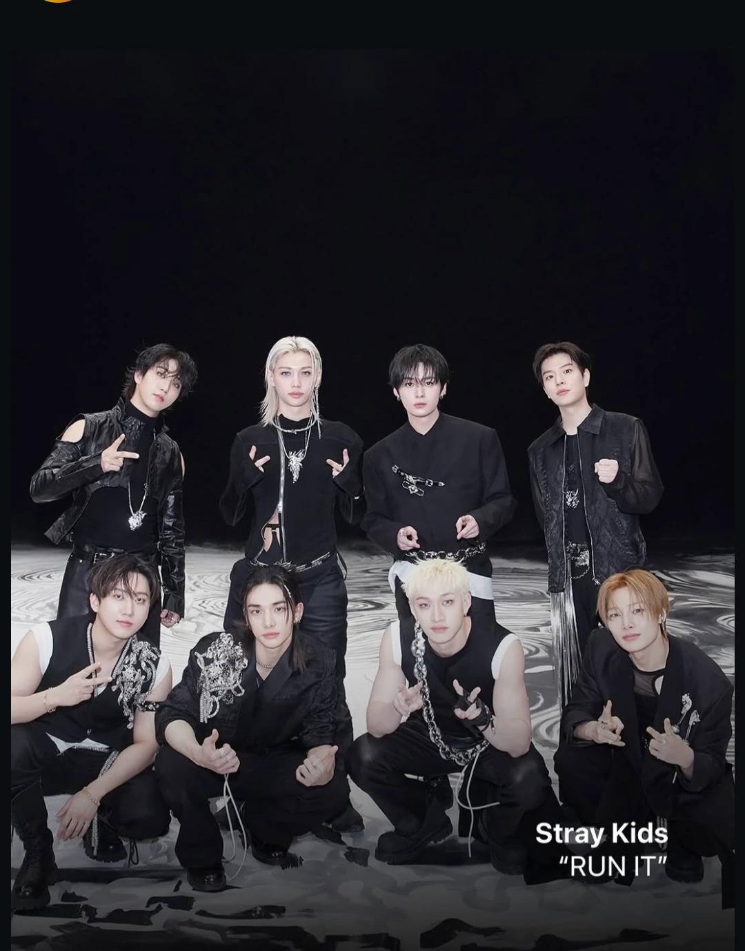 stray kids thumbnail
