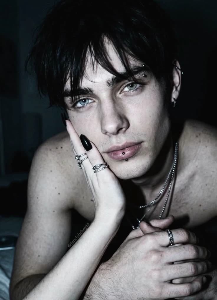 Lucien Devereux thumbnail