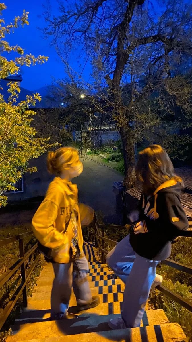 friend group  thumbnail