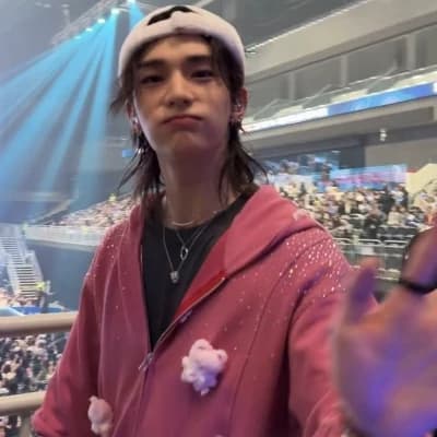 Hwang Hyunjin thumbnail