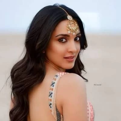 Sakshi thumbnail