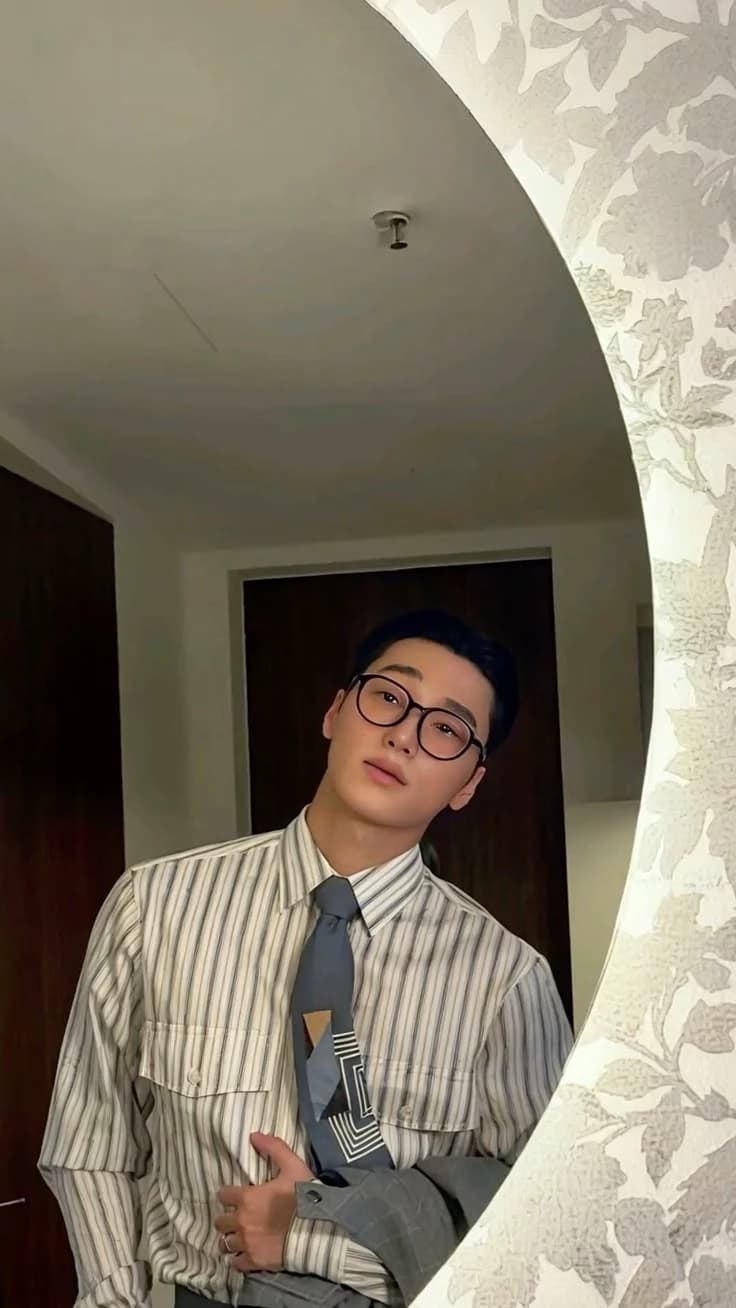 Choi San thumbnail