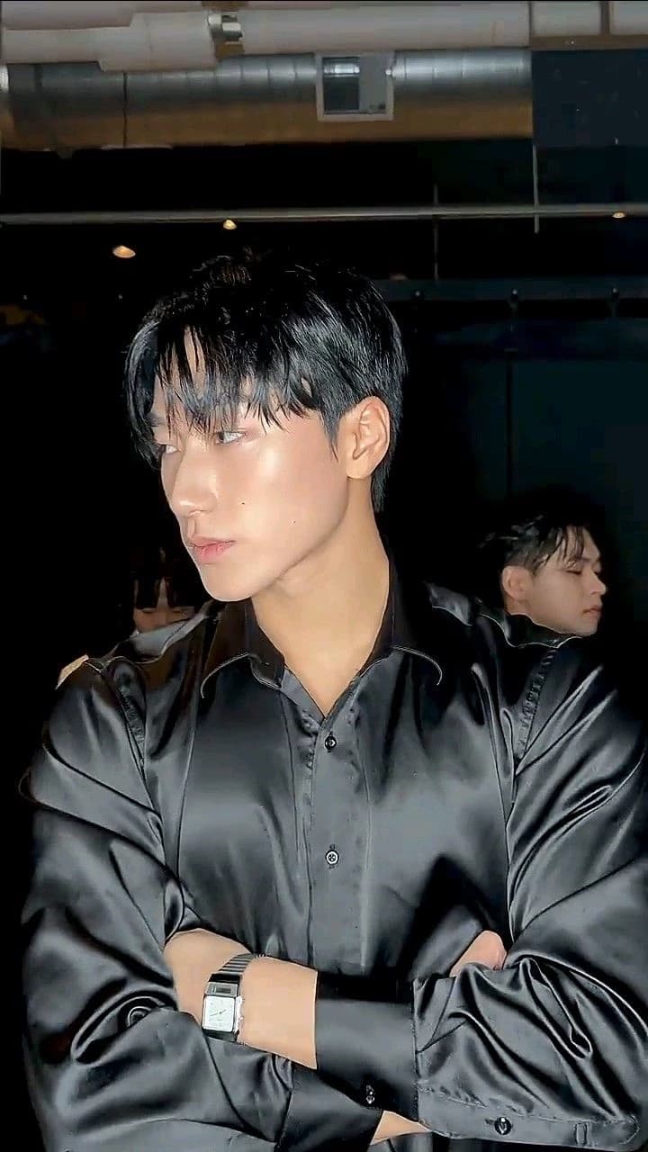 Choi San thumbnail
