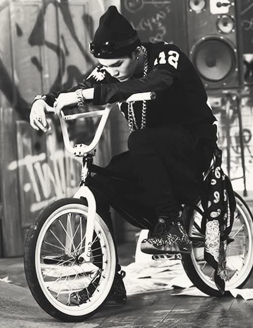 Yoongi Min thumbnail