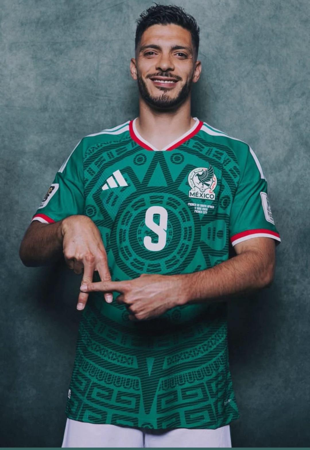 your daddy Raúl Jiménez thumbnail
