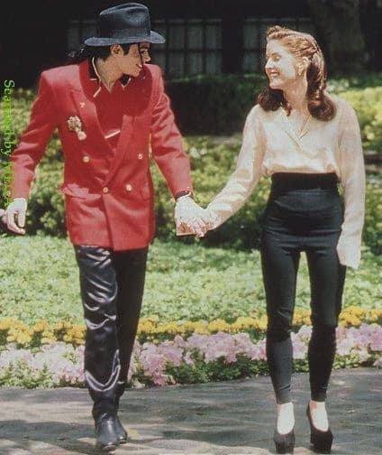 MICHAEL Y LISA thumbnail