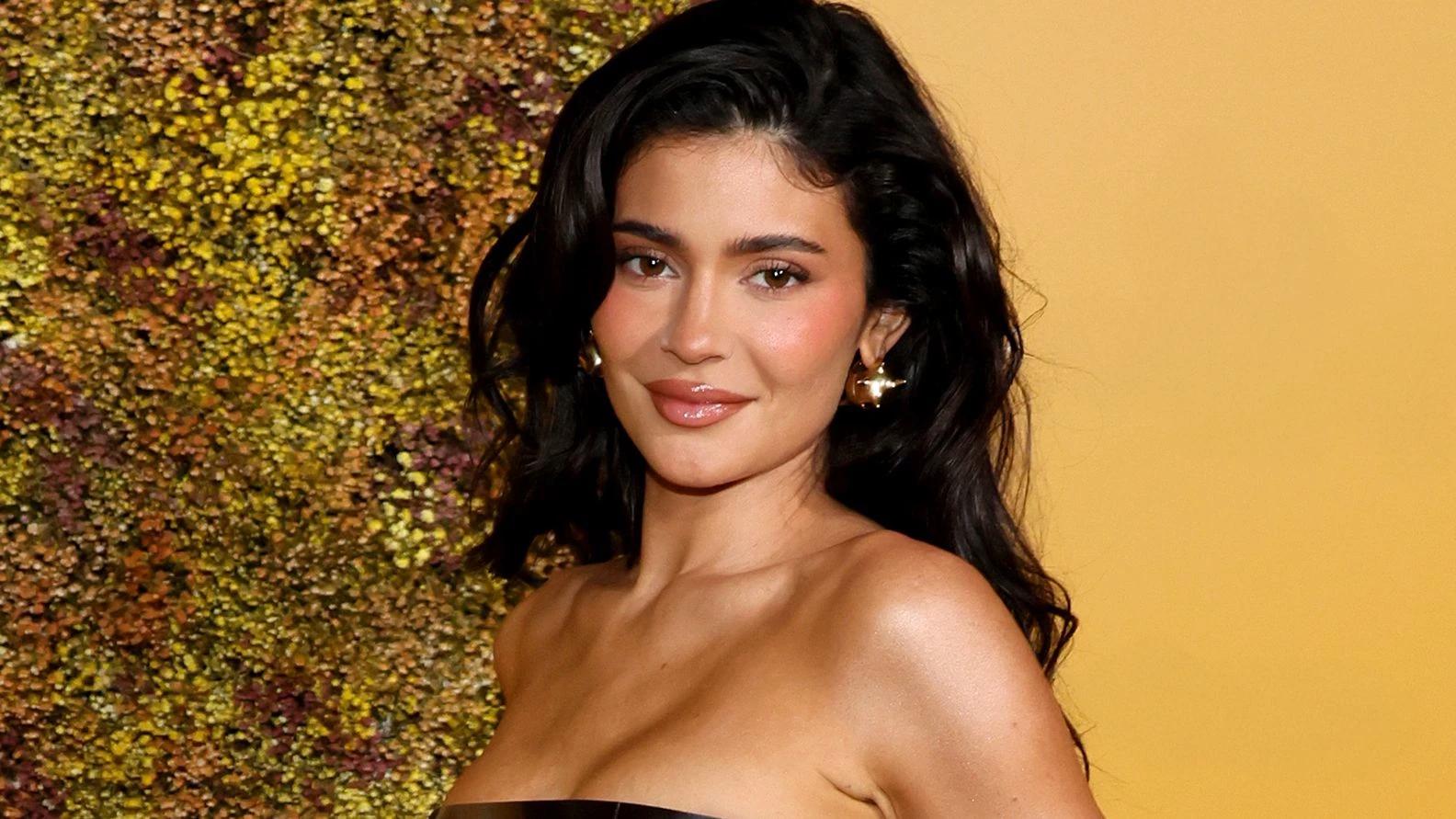 Kylie Jenner thumbnail