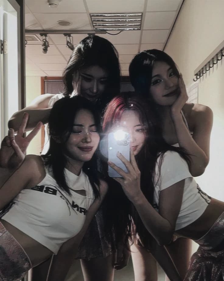 STARS-KPOP//GL thumbnail