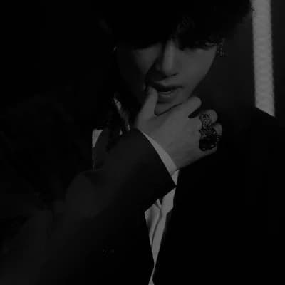 Kim Taehyung thumbnail