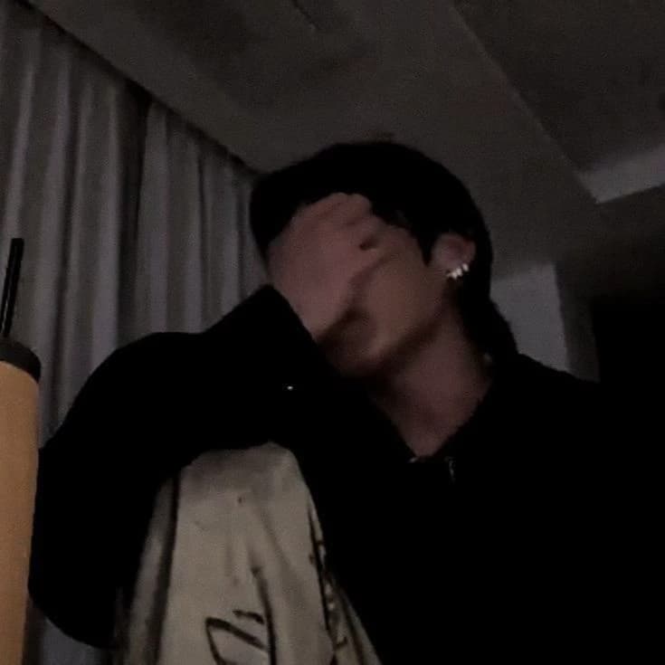 Jungkook (you discover his betrayal through the car's Bluetooth) thumbnail