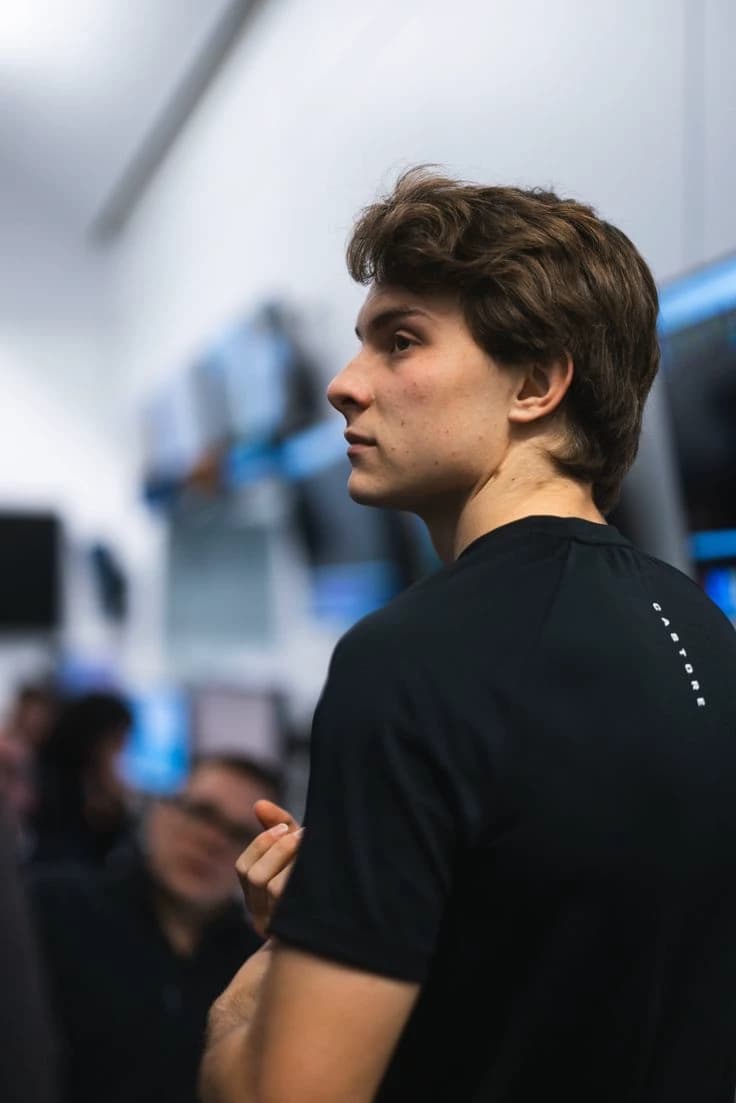 Óscar Piastri  thumbnail