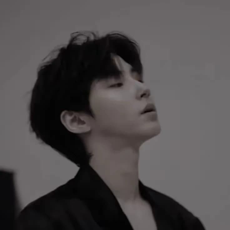 Hwang in yeop  thumbnail