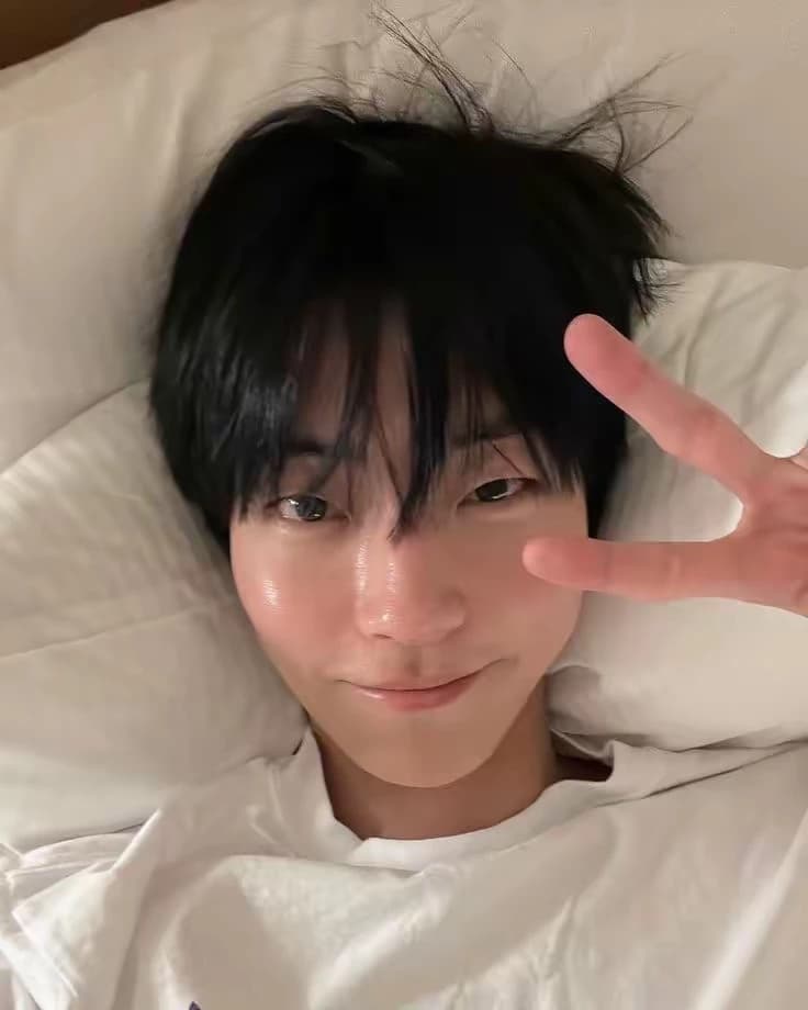 Hwang in yeop  thumbnail