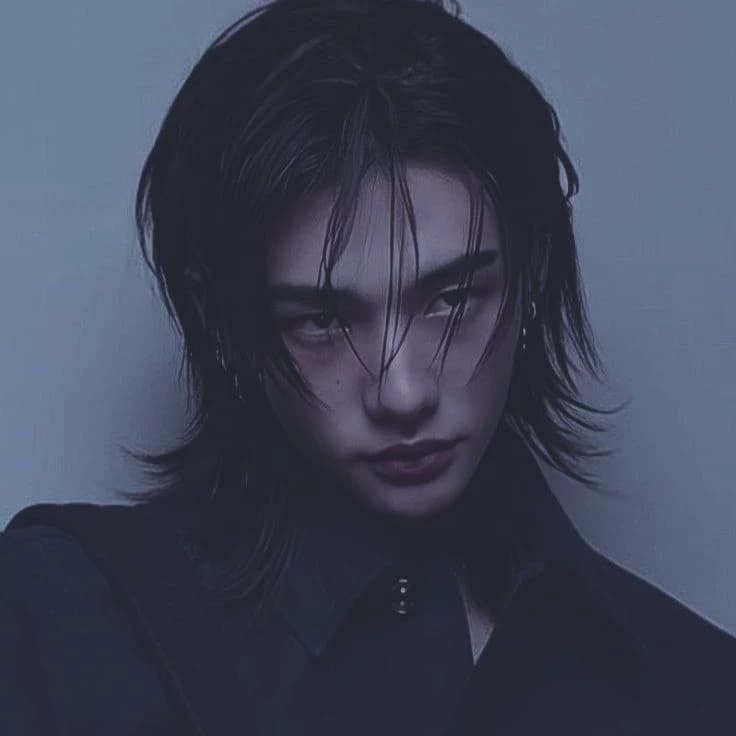 Hwang Hyunjin thumbnail