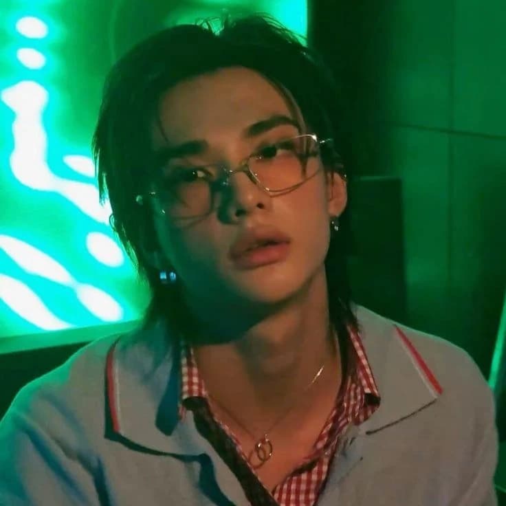 Hyunjin thumbnail