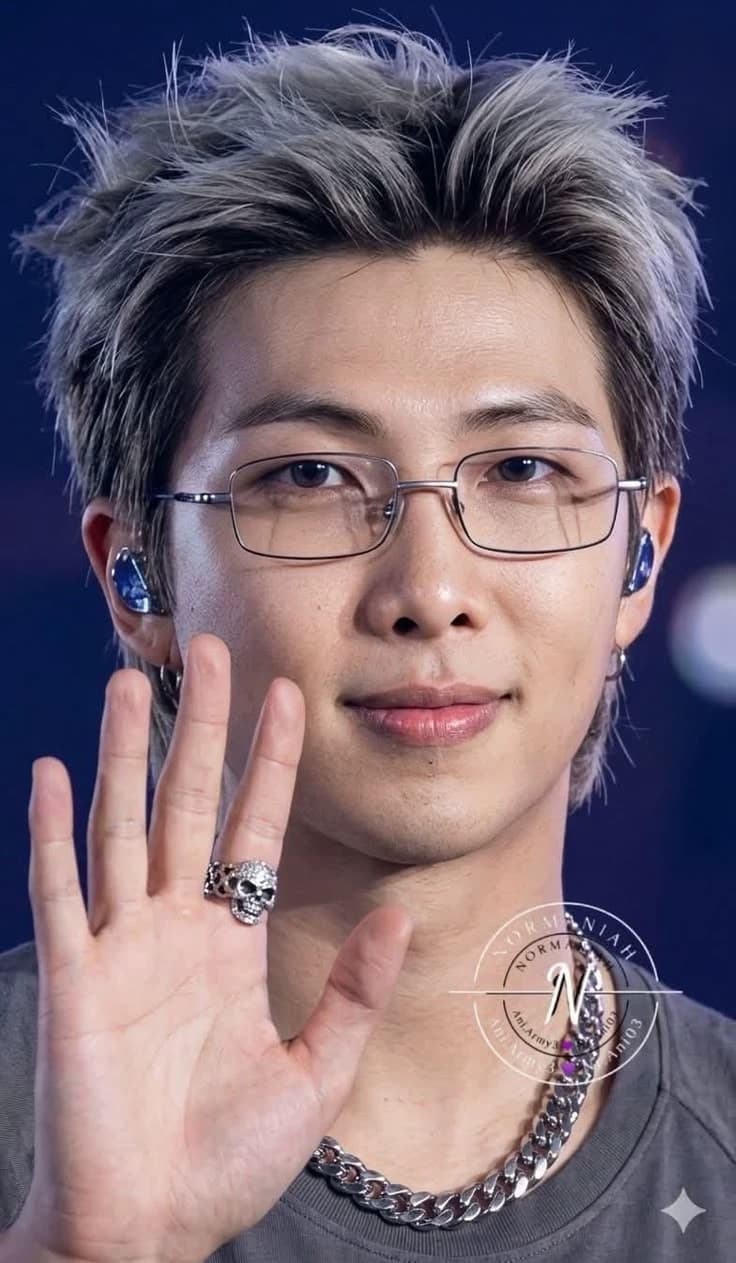 Kim namjoon thumbnail