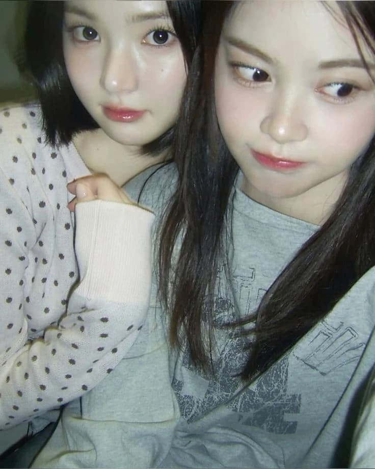 Jiwoo & Carmen thumbnail