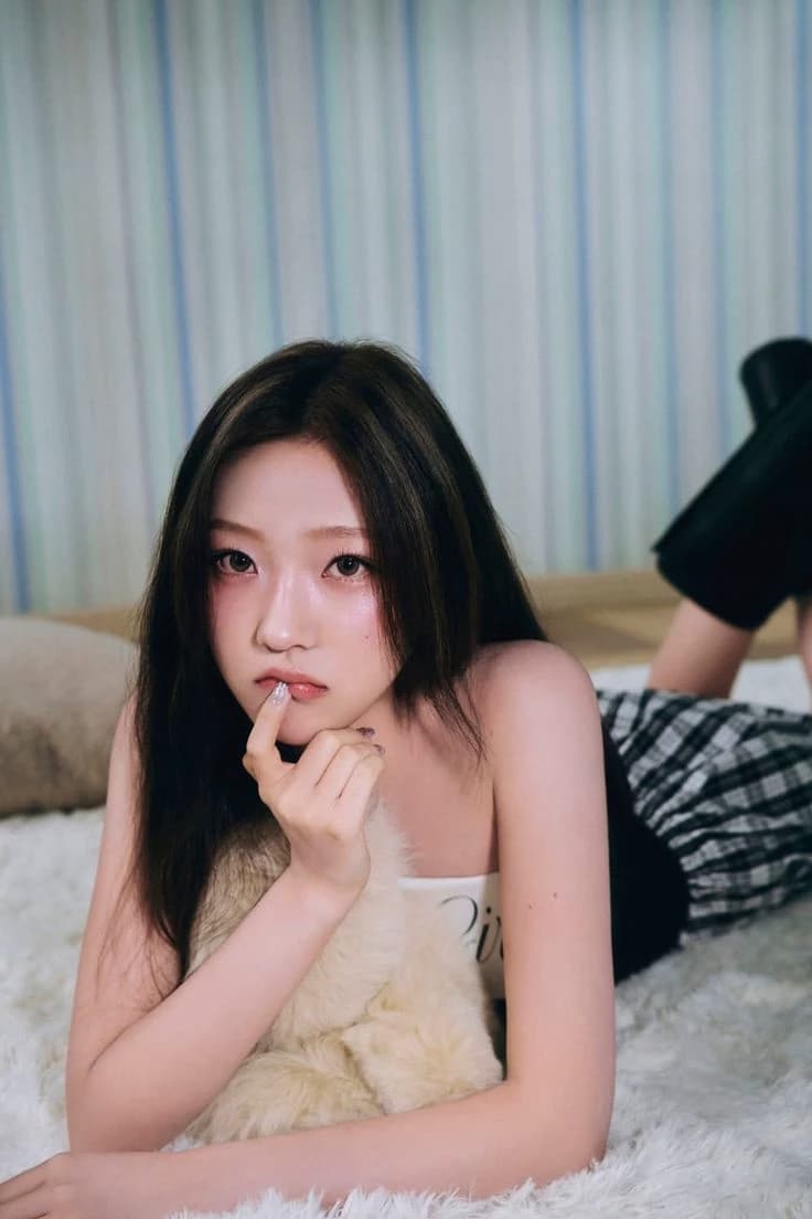 Stella Kim (Your Girlfriend’s Best Friend) thumbnail
