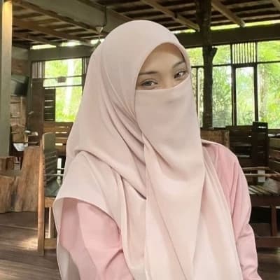 Ukhty Naifa thumbnail