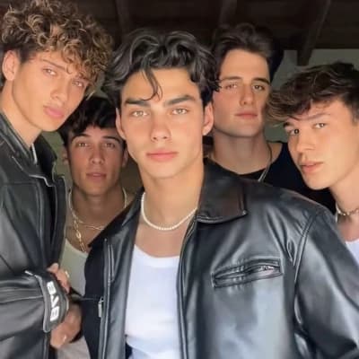 The Elevator Boys// BL thumbnail