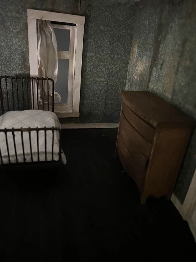 The maid's room thumbnail