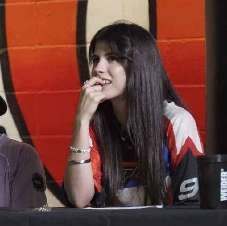 Abby (Abril Gené Capril) thumbnail