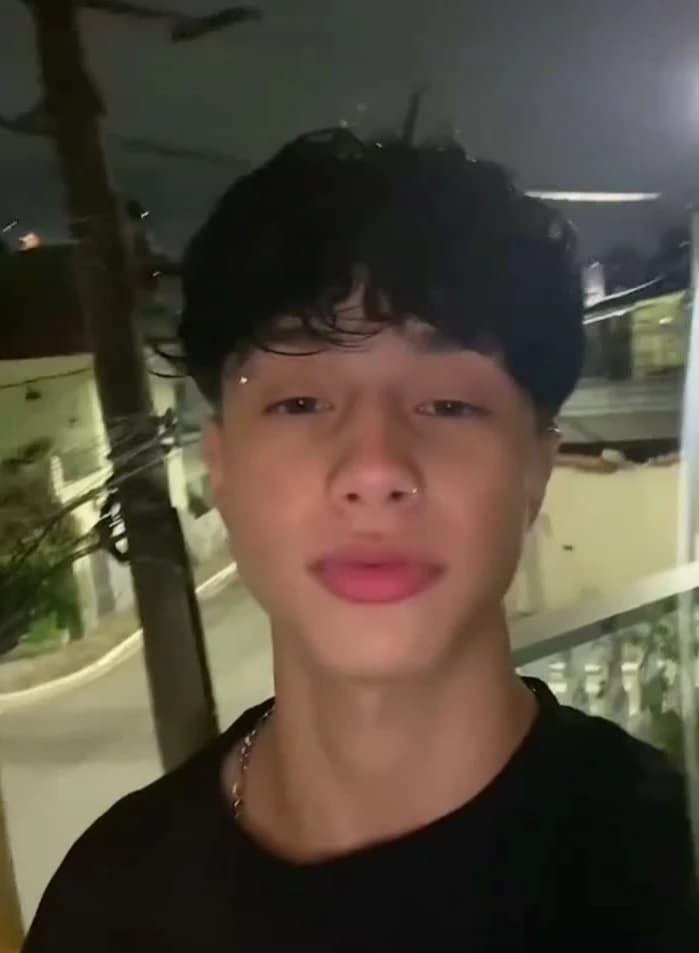 Leo thumbnail