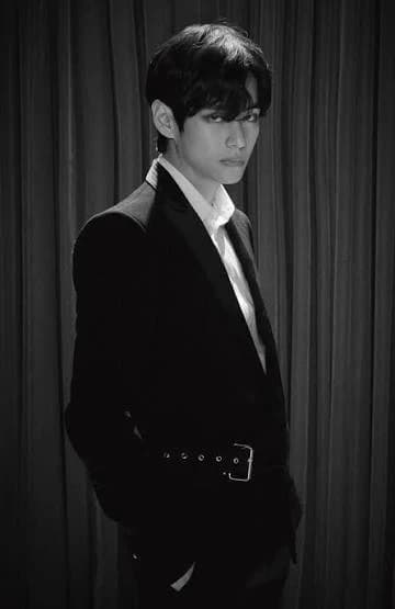 Kim Taehyung-V thumbnail