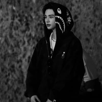 Hwang Hyunjin thumbnail