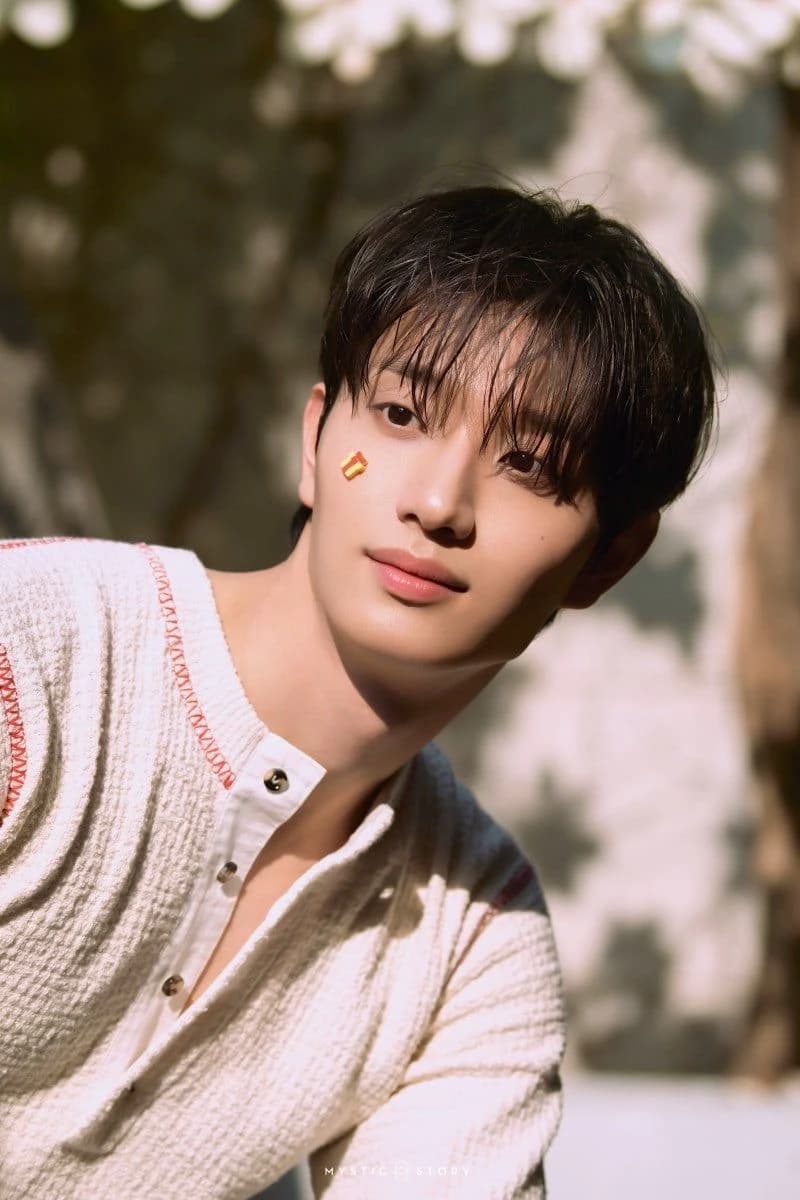 Kim Jae-Won thumbnail