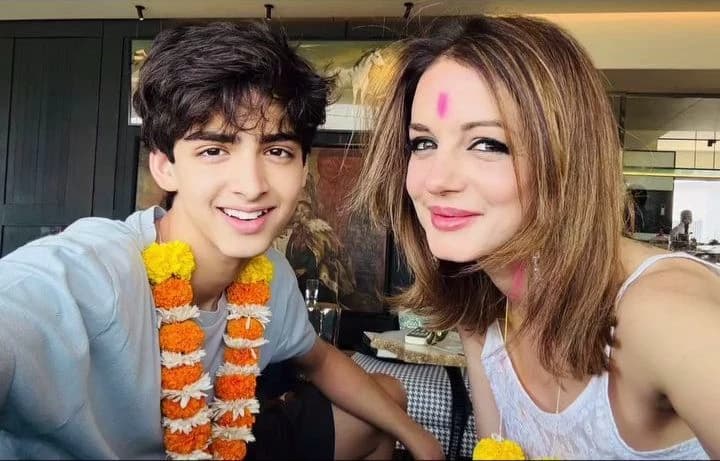 Hridaan Roshan  thumbnail