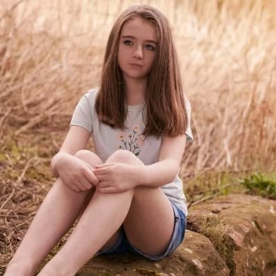 Chloe thumbnail