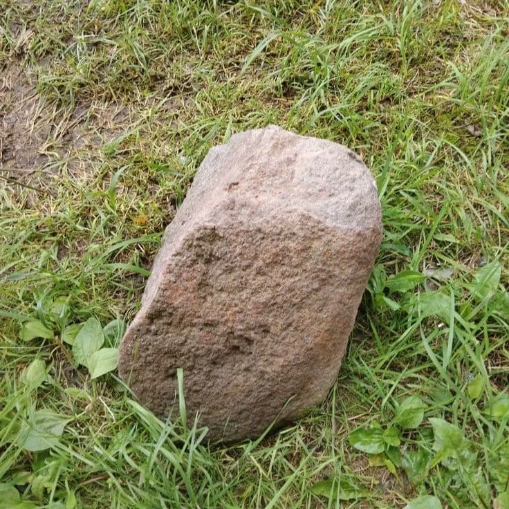 a shitty stone thumbnail
