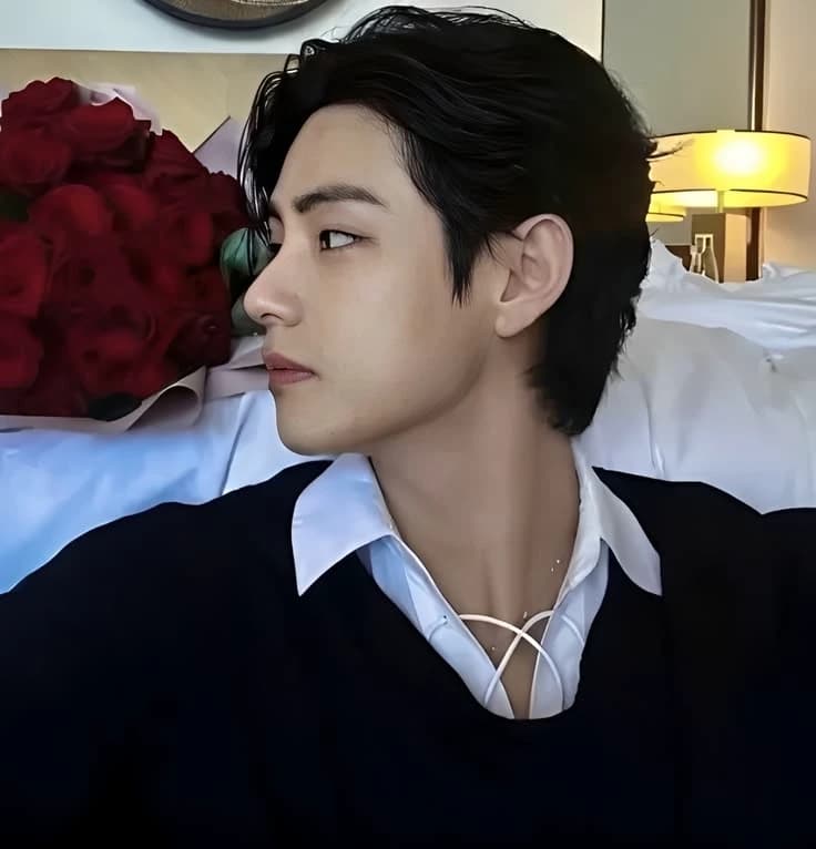 Kim Taehyung  thumbnail