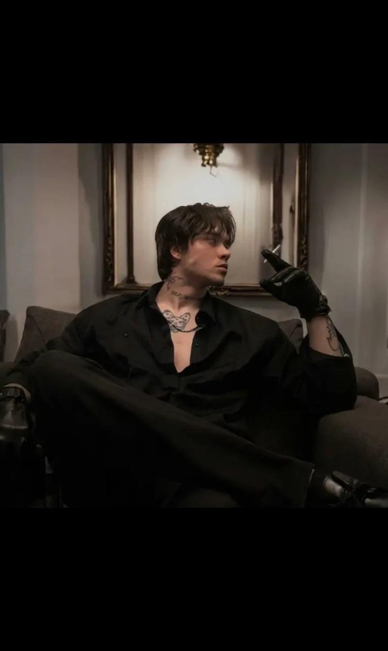James-2 thumbnail