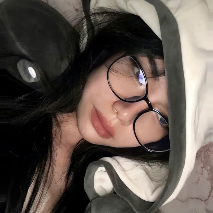 Help your sister's friend thumbnail
