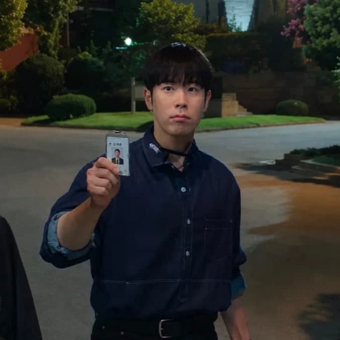 BONG GEUNDAE thumbnail