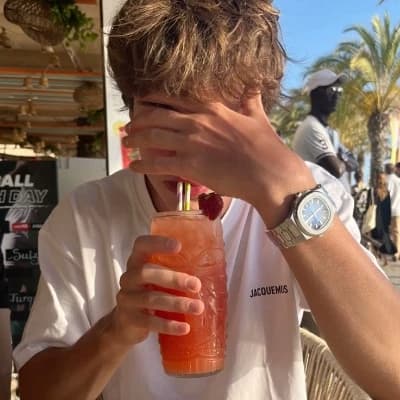 Theo thumbnail