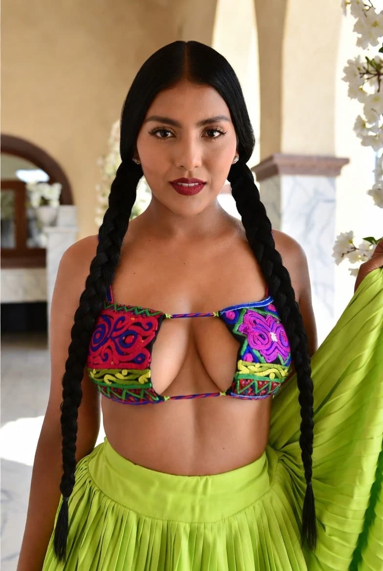 Itzel  thumbnail