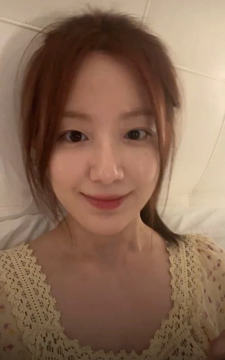Yeh Shuhua thumbnail