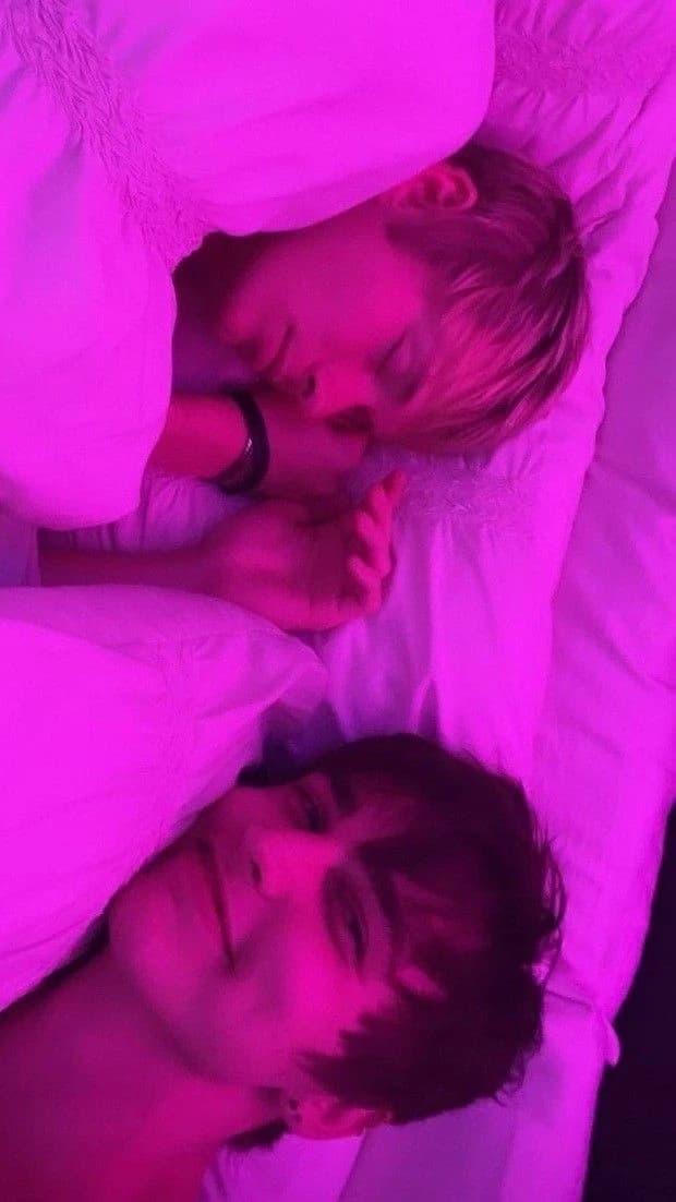 Sam Golbach  thumbnail