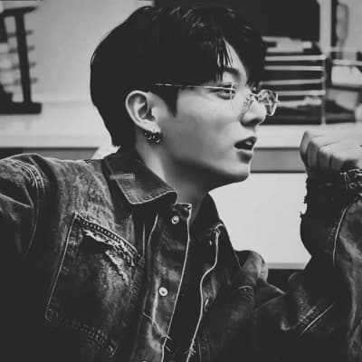 Jeon Jungkook thumbnail