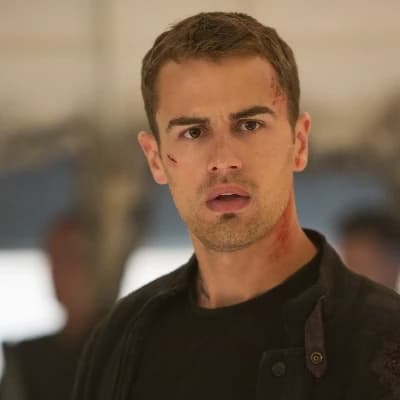 Tobias Eaton (Quatre) thumbnail